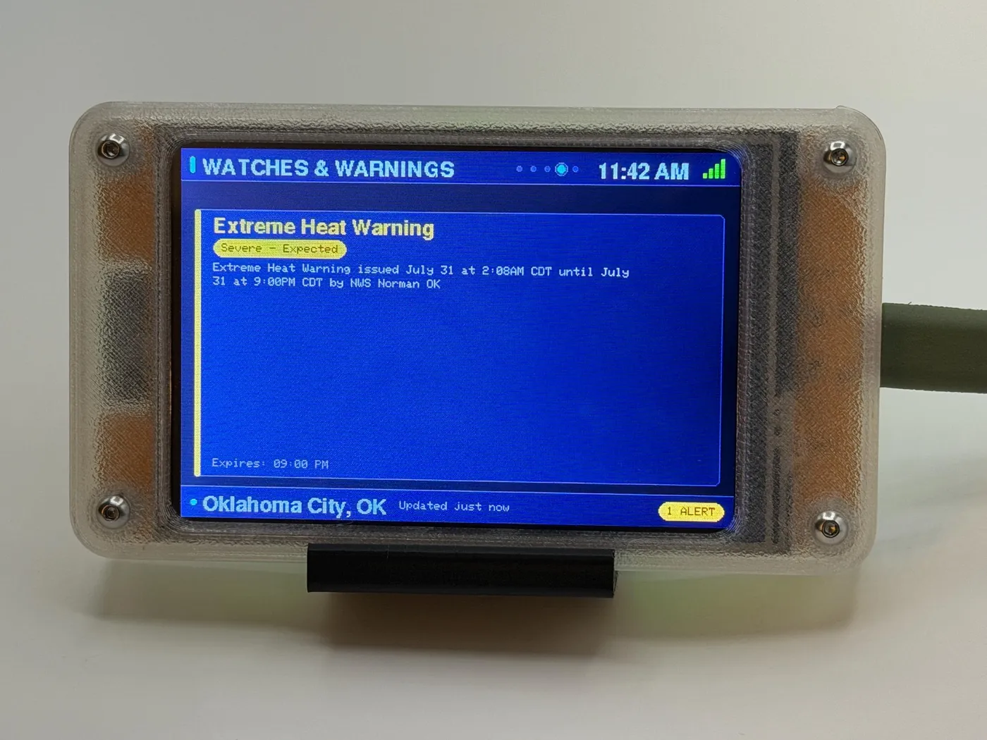 Watches & Warnings screen listing an active Extreme Heat Warning